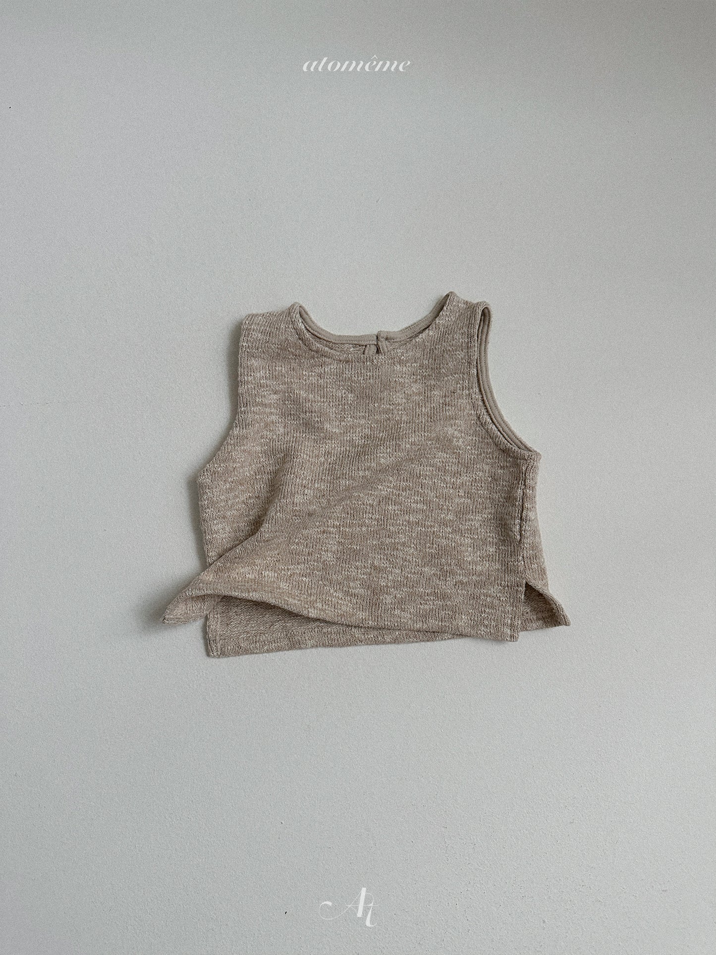 40.Nut Wool Vest