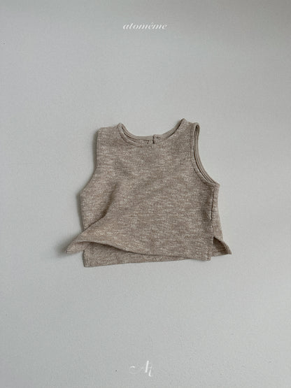 40.Nut Wool Vest
