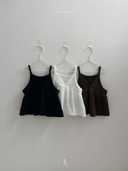 29.Clay Bustier