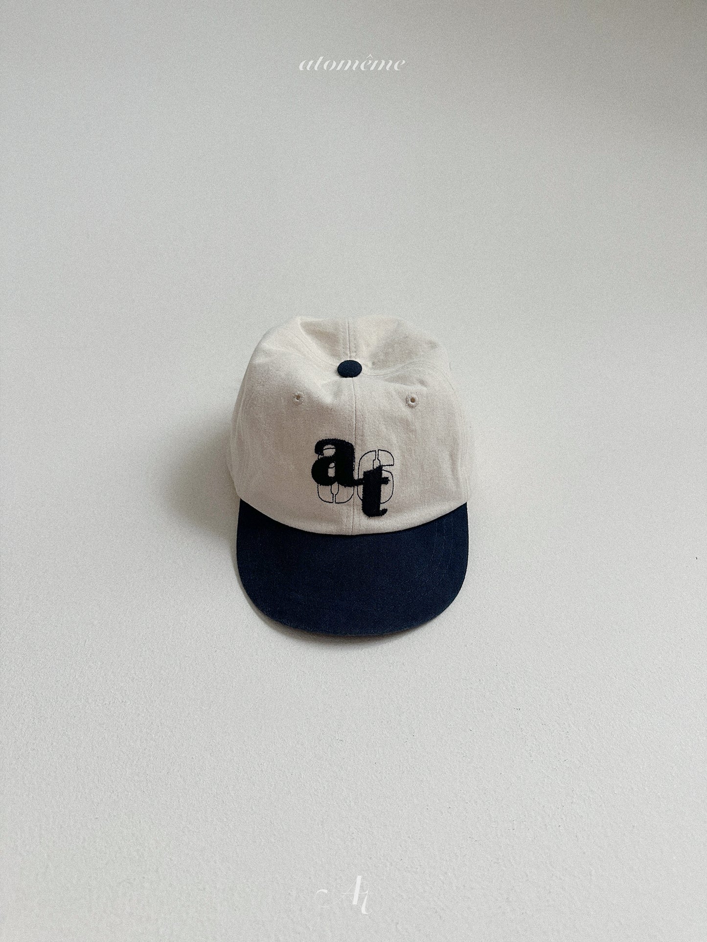 48.AT Cap