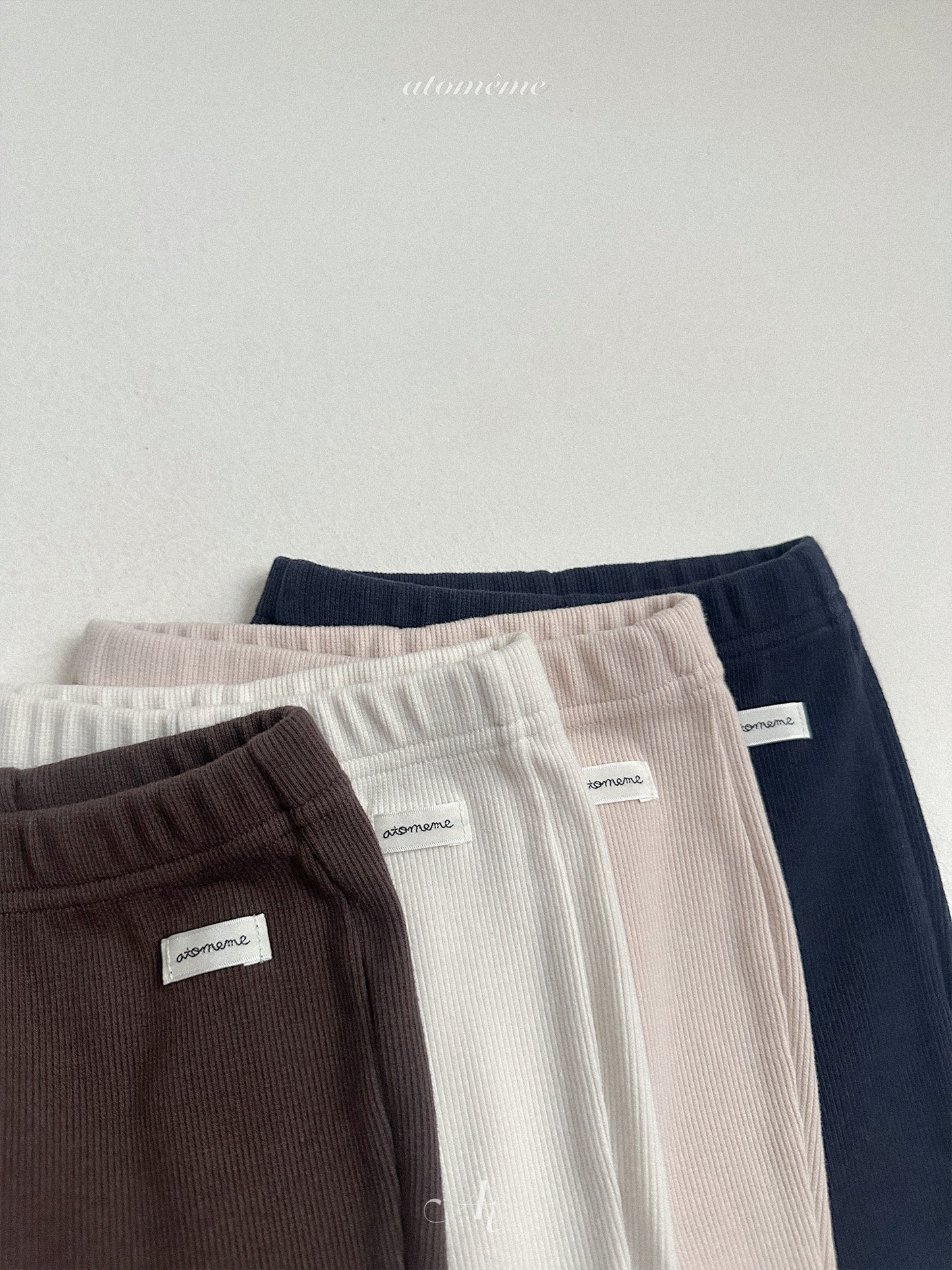 05.Clay Bootcut Pants