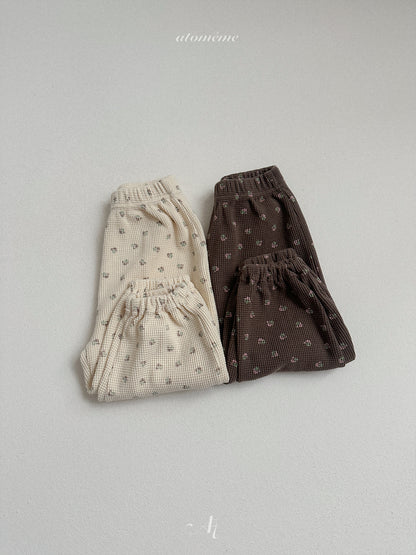 20.Latte Pants