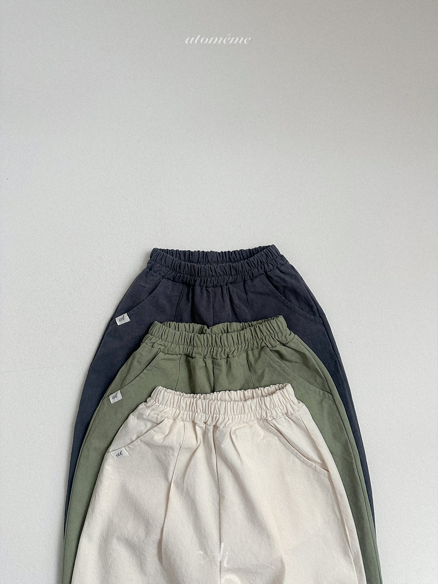 13.Scone Pants