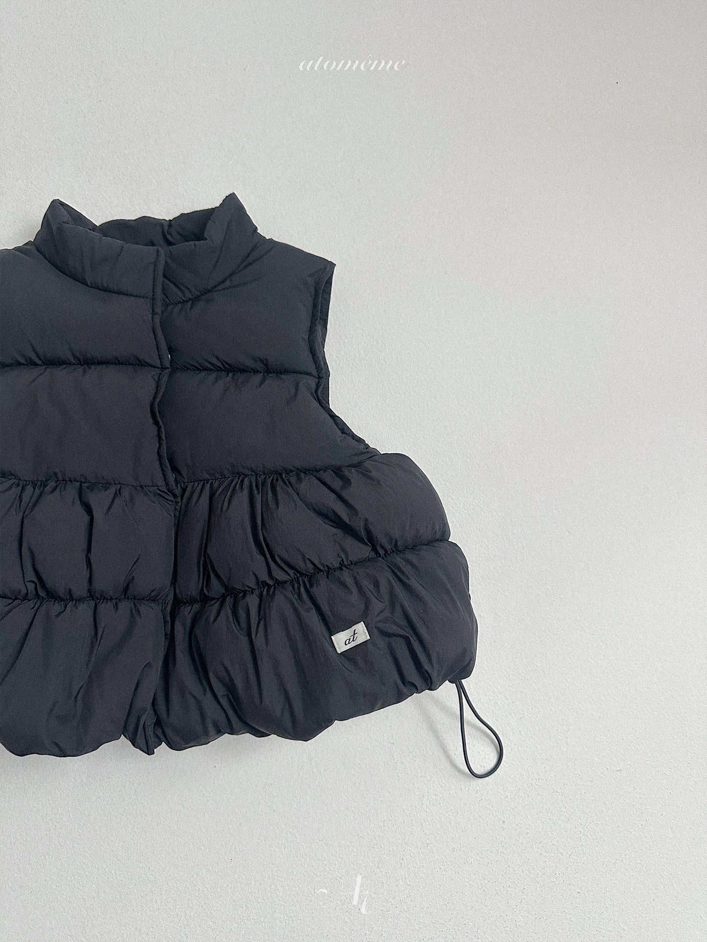 43.Poggle Padded Vest