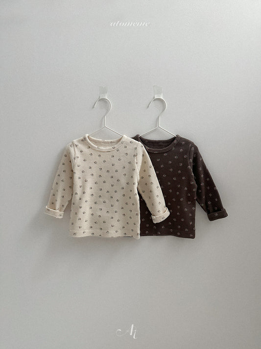 19.Latte T-Shirt