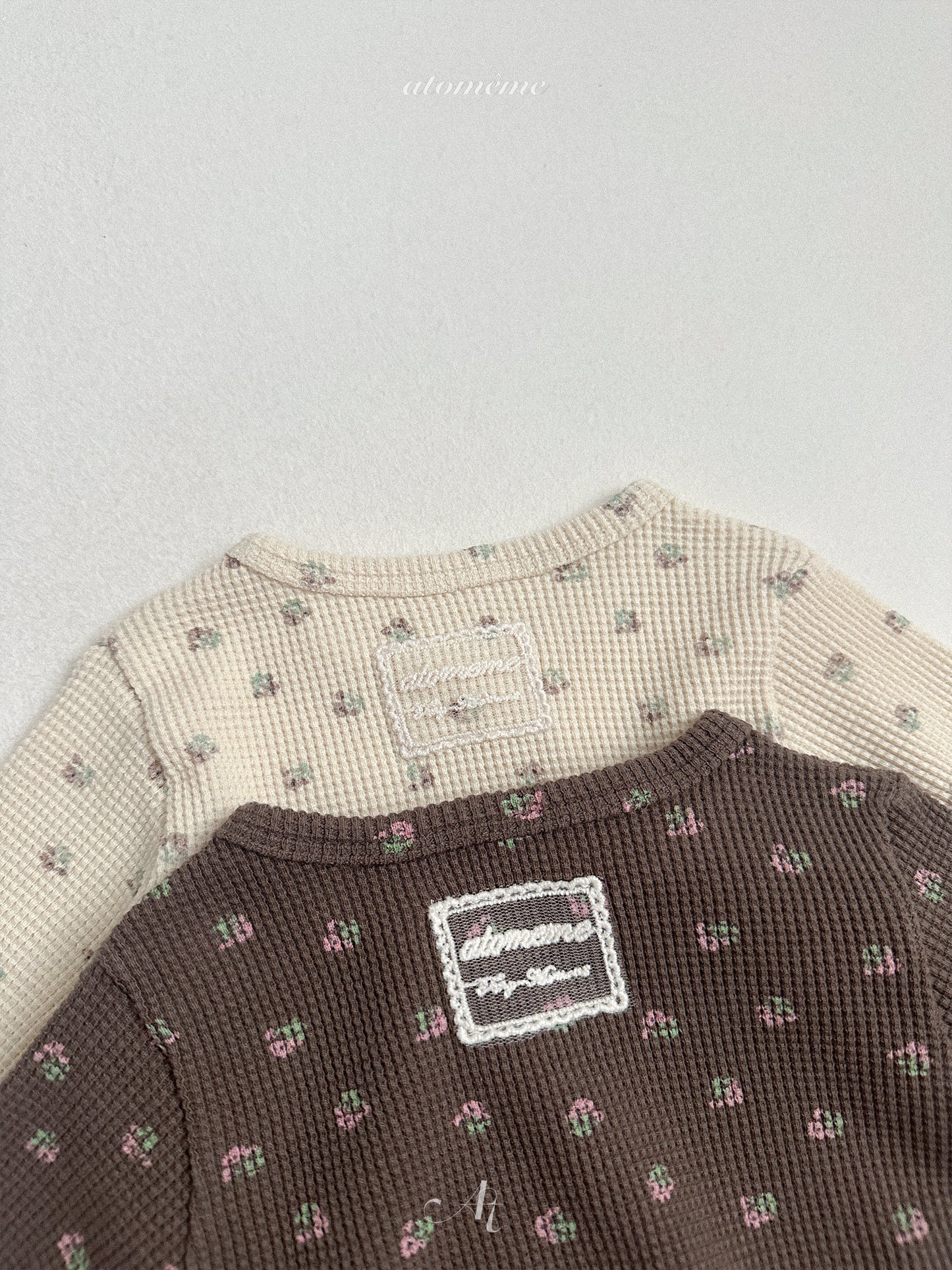 19.Latte T-Shirt