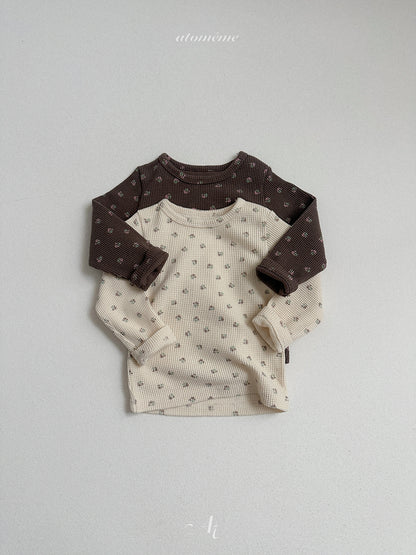 19.Latte T-Shirt