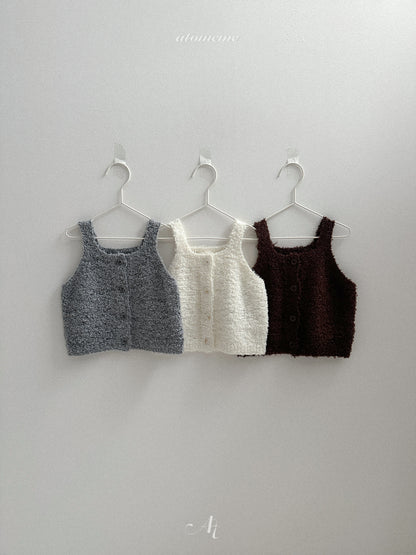 41.Ecru Knit Vest