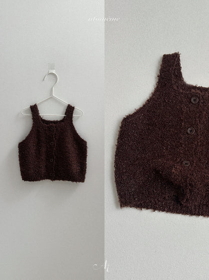 41.Ecru Knit Vest