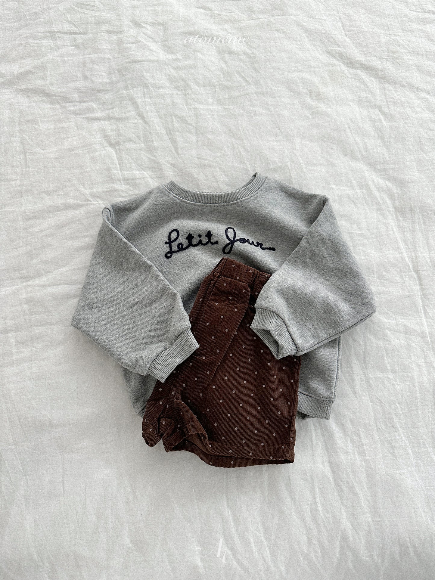 18.Petit Jour Sweatshirt