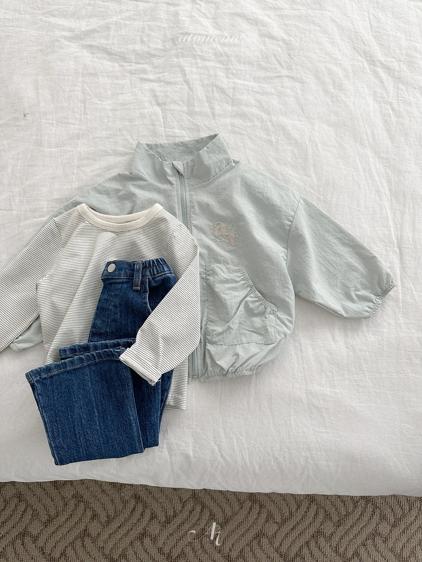 38.Windy Jacket