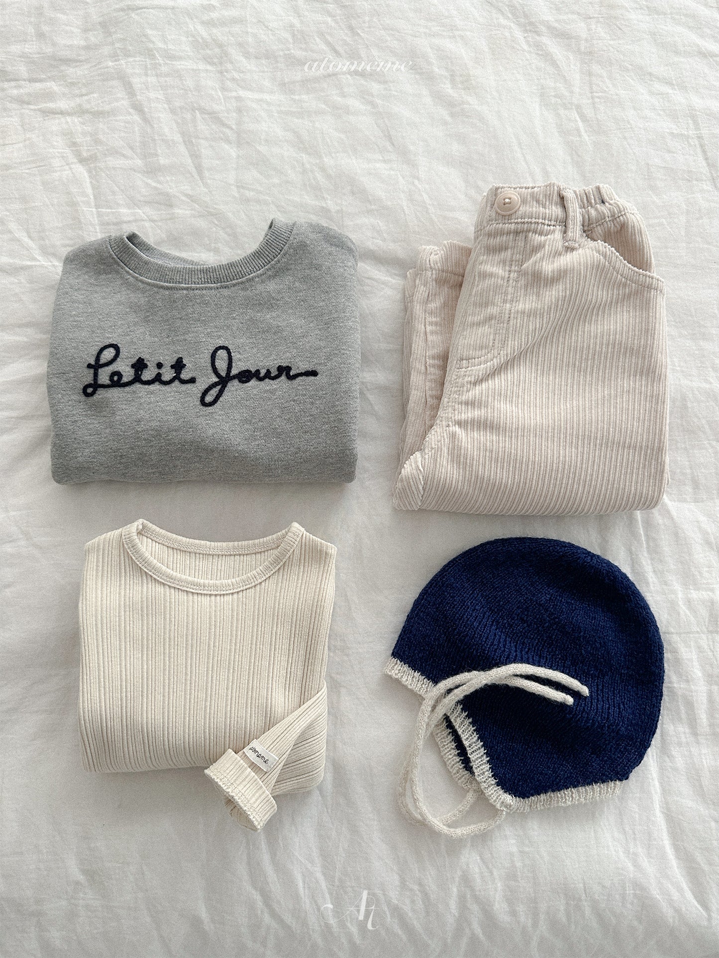 18.Petit Jour Sweatshirt