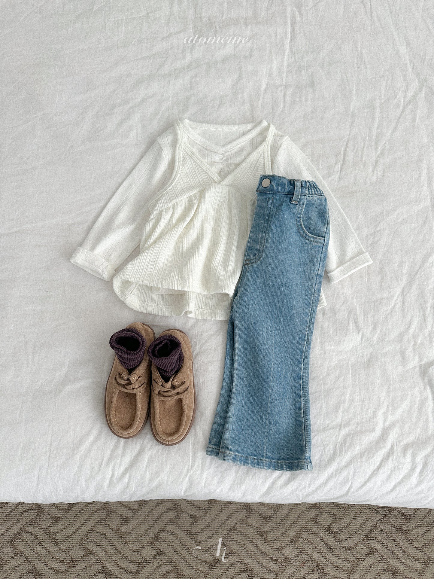 29.Clay Bustier