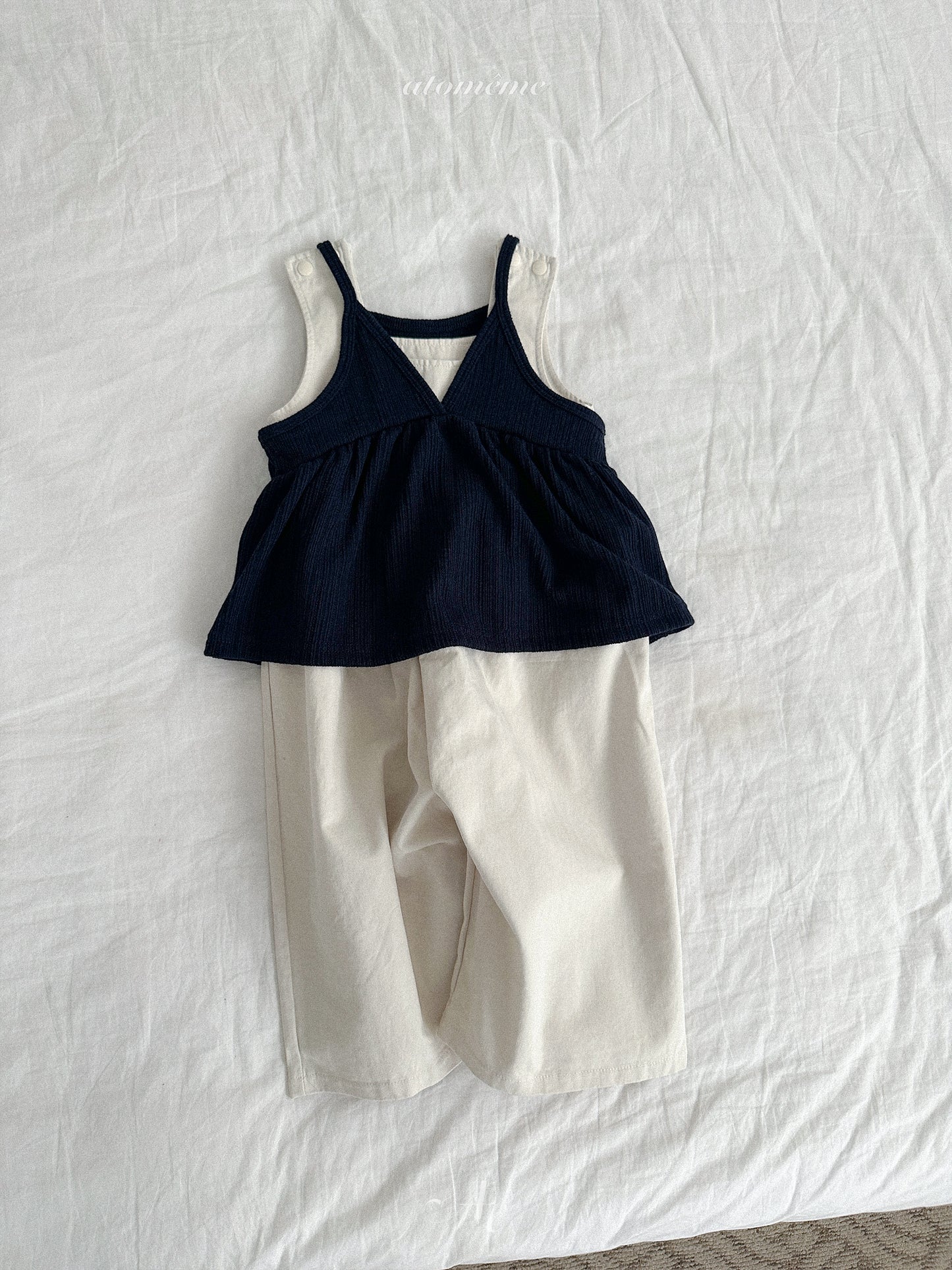 29.Clay Bustier