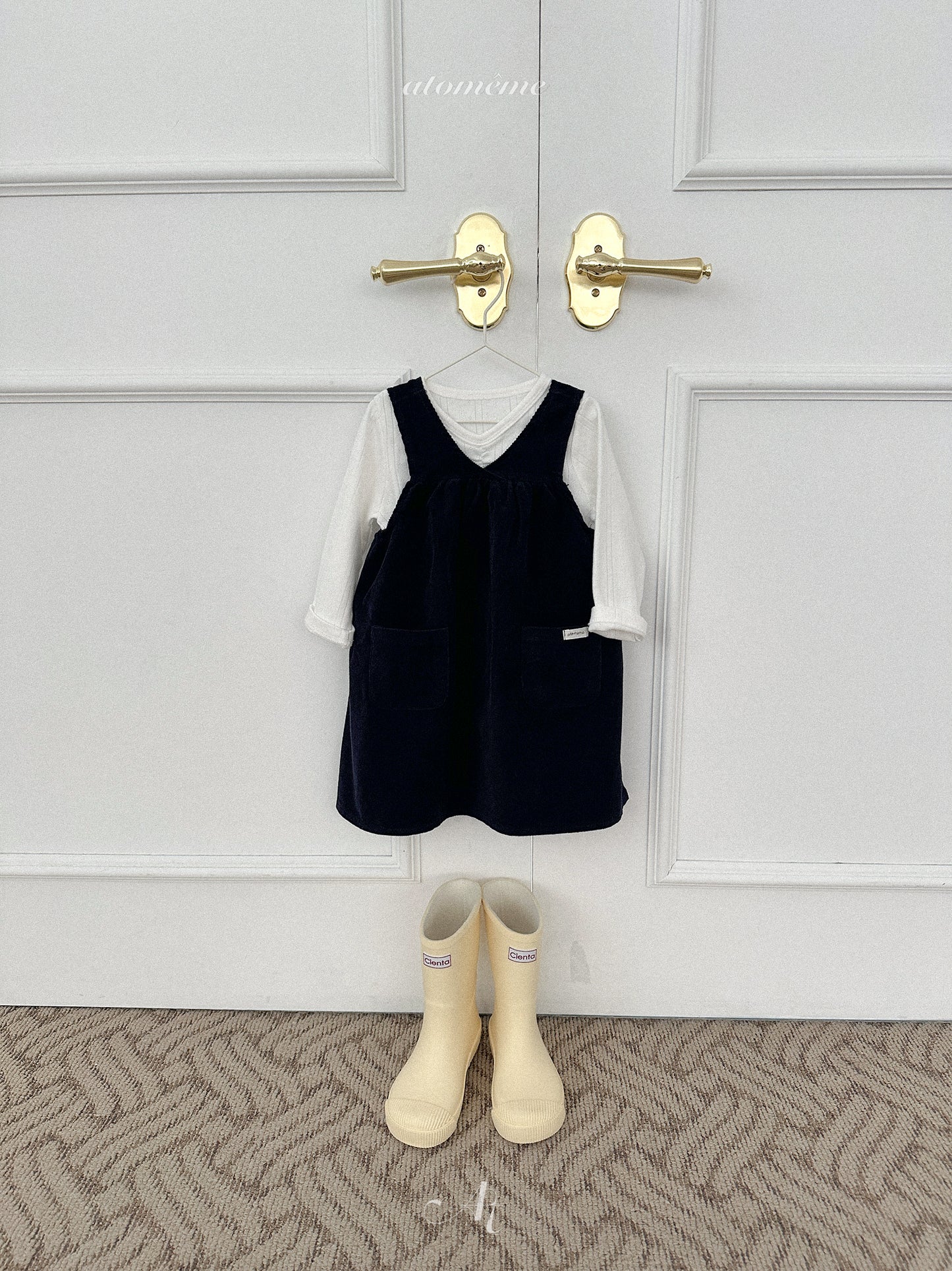 34.Pony Dress