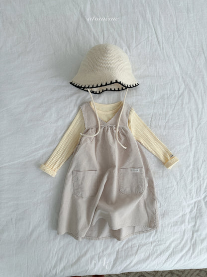 10.Hazel T-Shirt