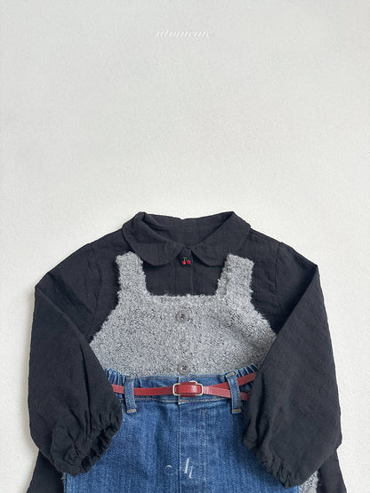 41.Ecru Knit Vest
