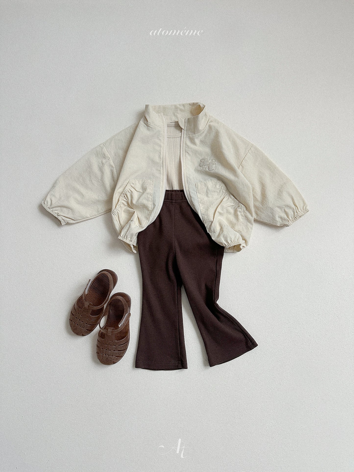 38.Windy Jacket