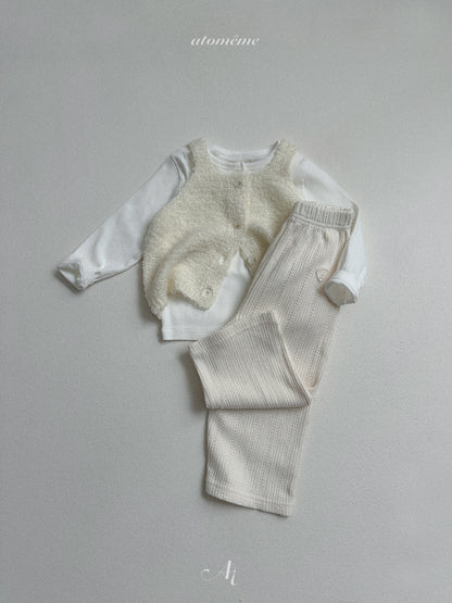 41.Ecru Knit Vest