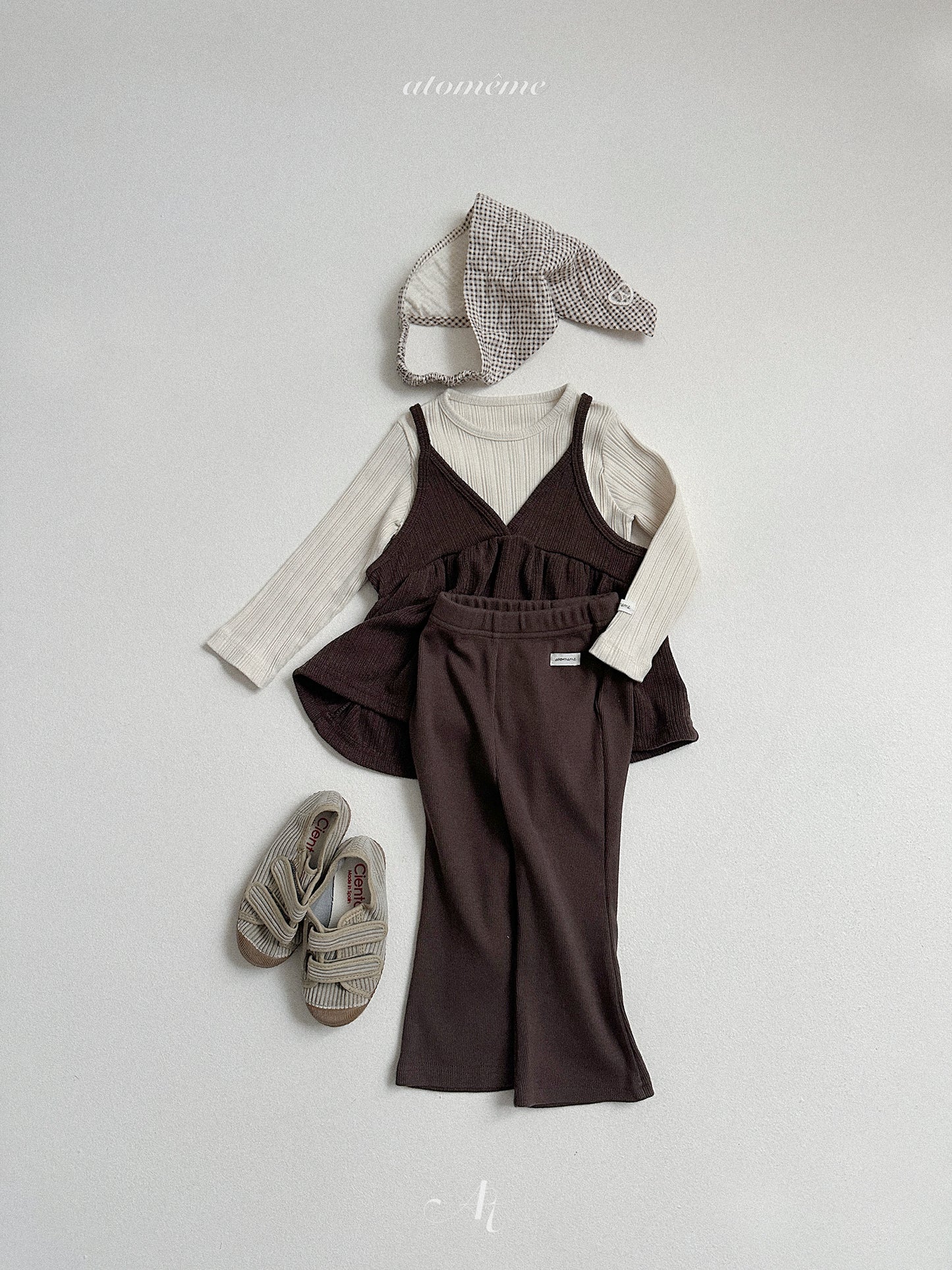 10.Hazel T-Shirt