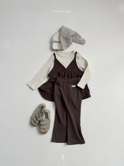 10.Hazel T-Shirt