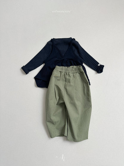 13.Scone Pants