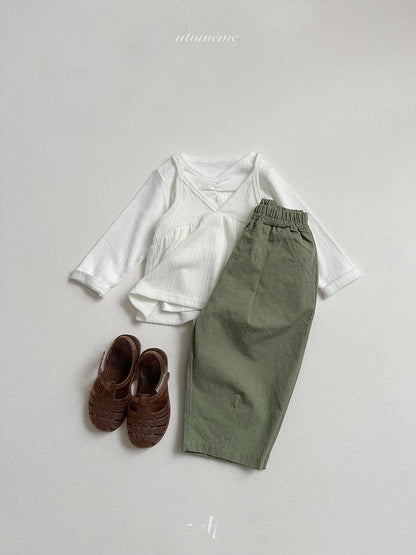 13.Scone Pants