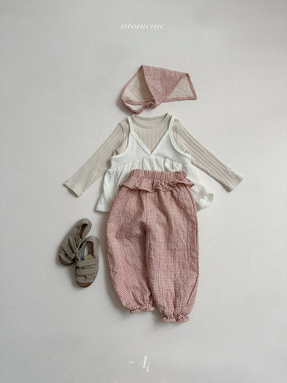 10.Hazel T-Shirt