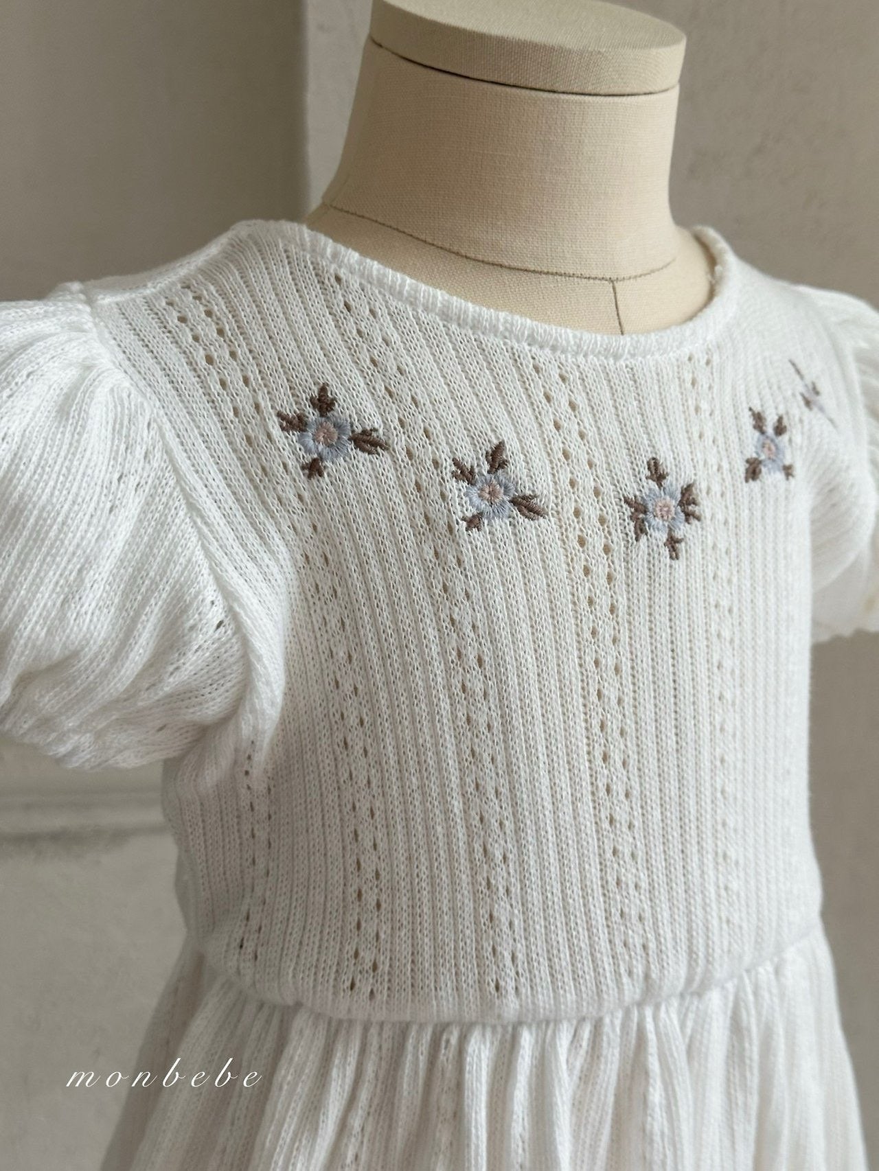 【期間限定 PRE-ODER】8.Lea Embroidery Suit