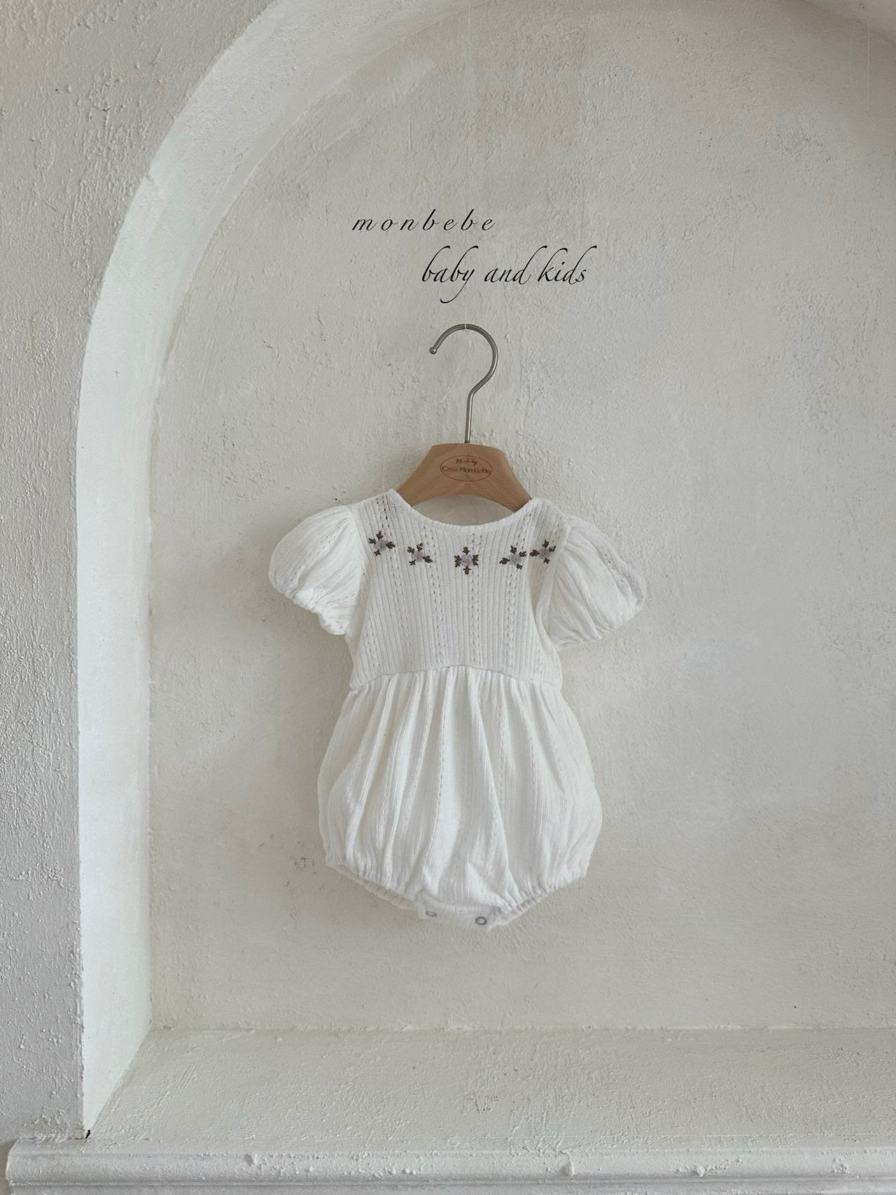 【期間限定 PRE-ODER】8.Lea Embroidery Suit