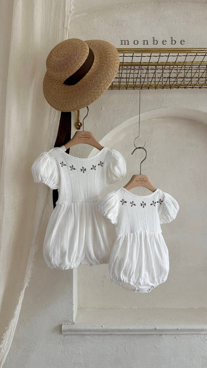 【期間限定 PRE-ODER】8.Lea Embroidery Suit