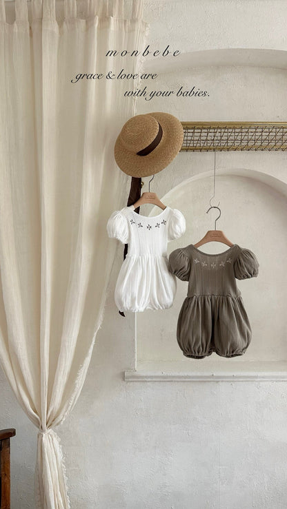 【期間限定 PRE-ODER】7.Lea Embroidery Suit (Kids)
