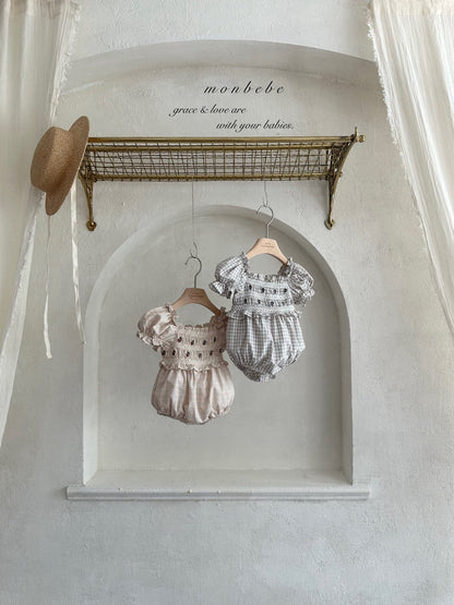 【期間限定 PRE-ODER】18.Cherry Embroidery Suit