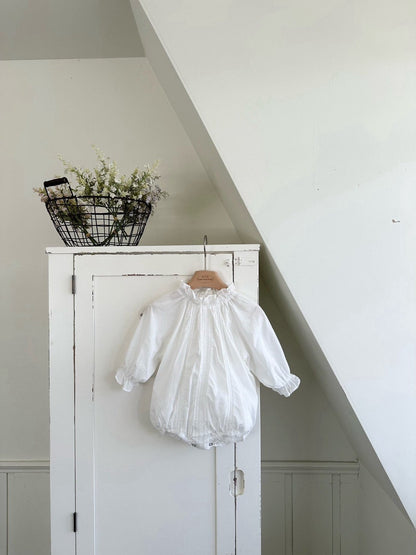 【秋のPRE-ODER 5%OFF】11. Chloe Lace Suit | monbebe