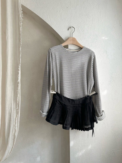 【秋のPRE-ODER 5%OFF】01. Layered Pleated Apron (Adult) | monbebe