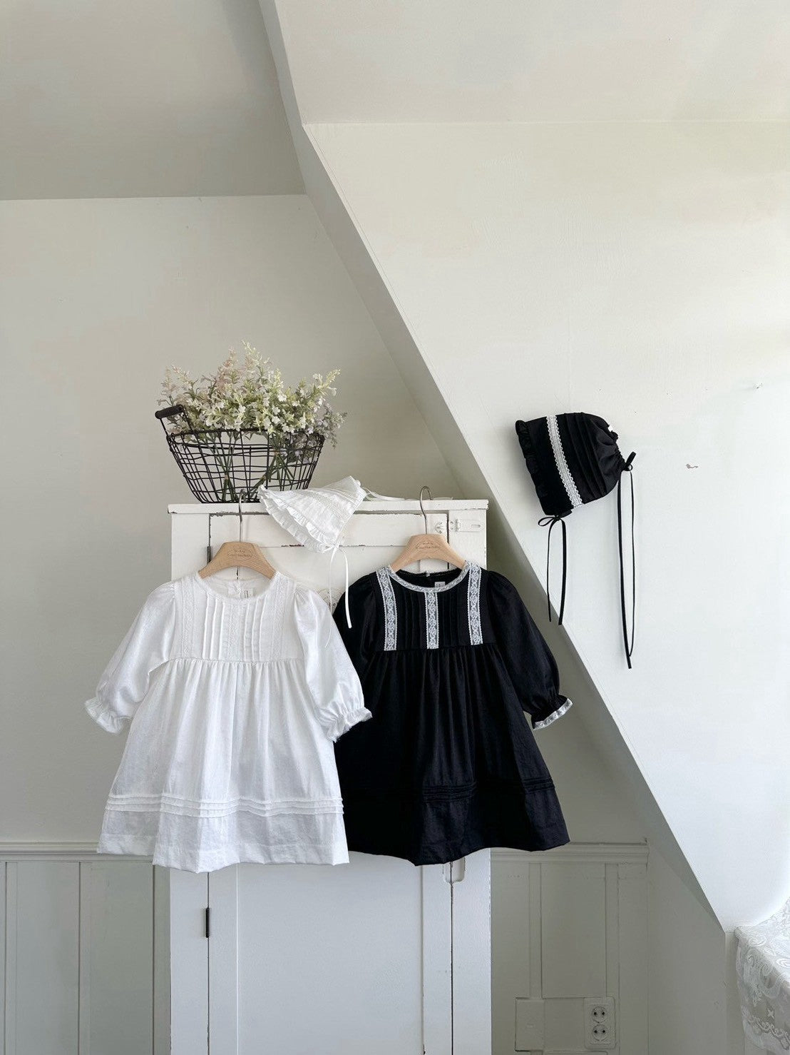 【PRE-ODER〆8.9(sun)】39. Satin Pintuck Kids Dress | monbebe