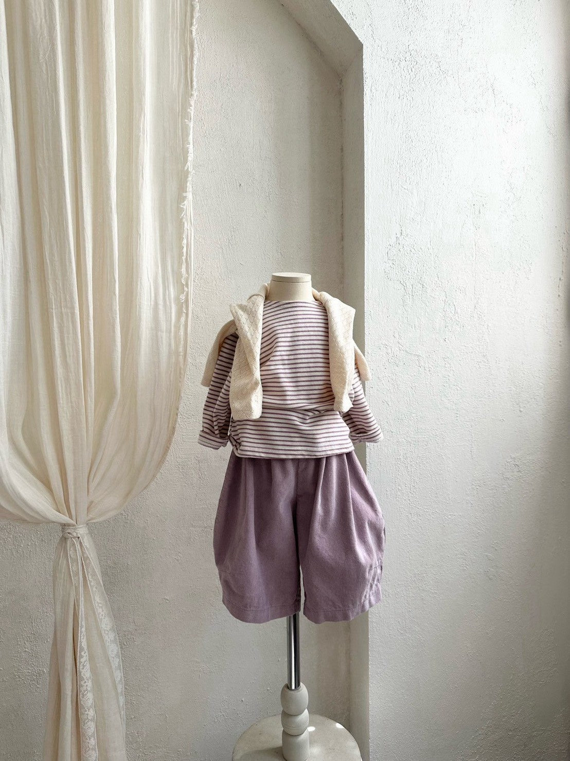 【PRE-ODER〆8.9(sun)】27. Dart Barrel-Fit Pants | monbebe