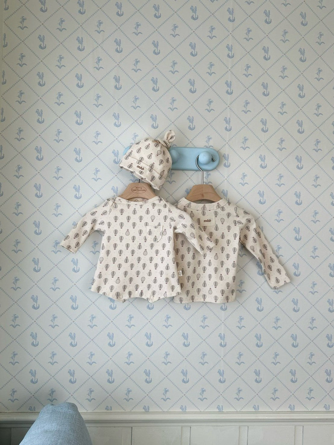 【PRE-ODER〆8.9(sun)】25. Ed Balloon Suit & Bonnet Set | monbebe