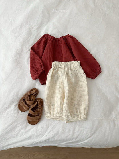 15.Balloon Blouse