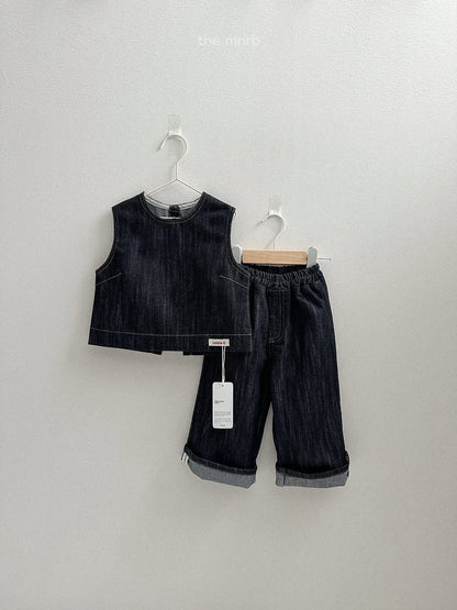 03.Non-Fade Vest