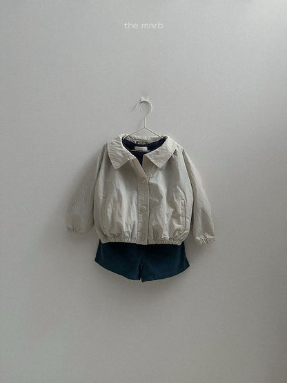10.Ruffle Short Trench Coat