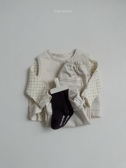 46.Basic Waffle Socks