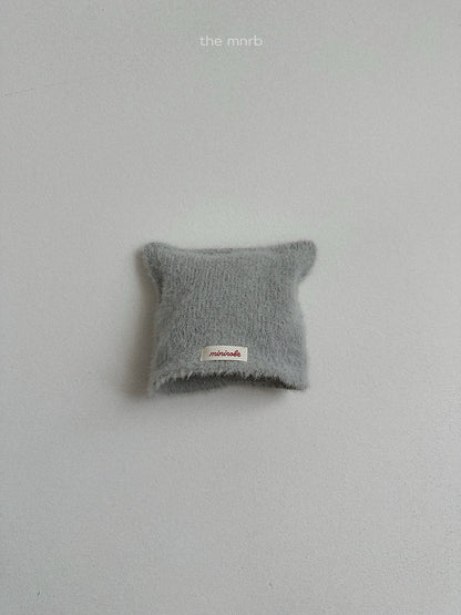 43.Fluffy Cat Beanie