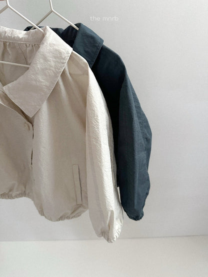 10.Ruffle Short Trench Coat