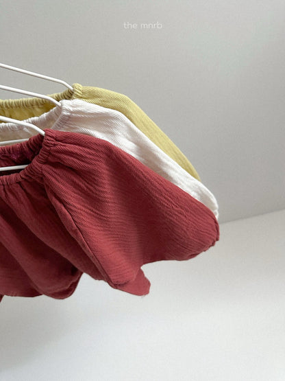 15.Balloon Blouse