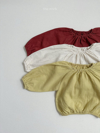 15.Balloon Blouse