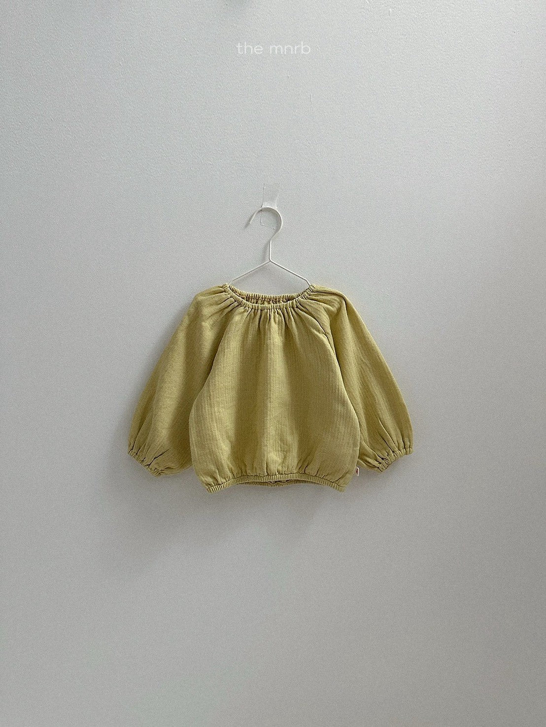 15.Balloon Blouse