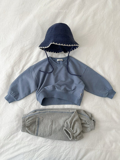 12.Low V-Neck Sweatshirt