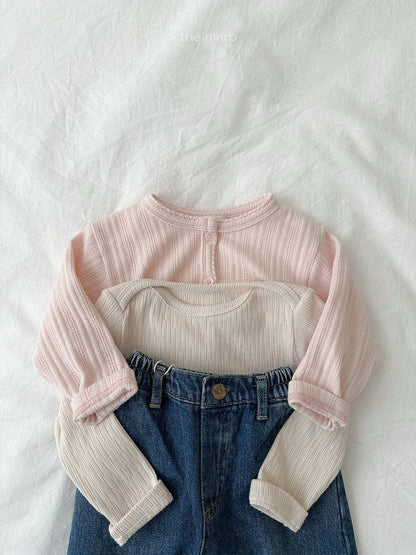 35.Critic Ribbed T-Shirt