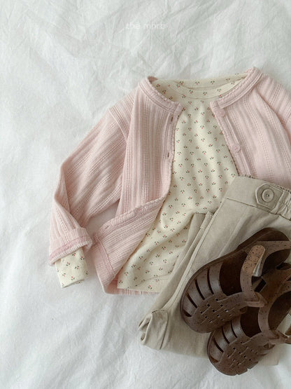 22.Eyelet Cardigan